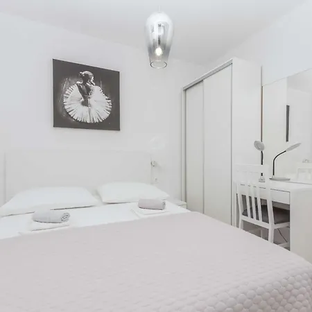 Apartments M&A 2 Makarska Exterior photo