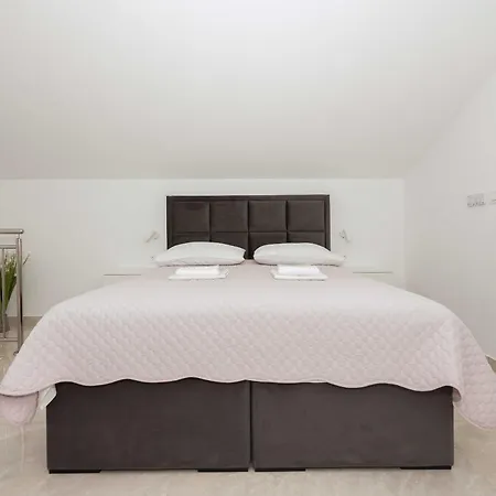 Apartments M&A 2 Makarska Exterior photo