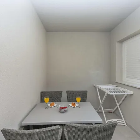 Apartments M&A 2 Makarska Exterior photo